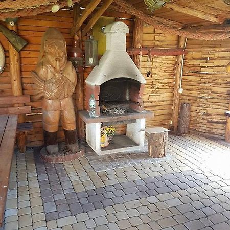 Pokoje Goscinne Irena Mieroszyno Buitenkant foto